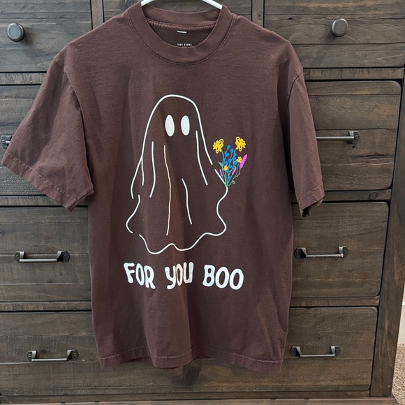 Indy Brand Unisex Brown Ghost Graphic T-Shirt - Picture 1 of 3